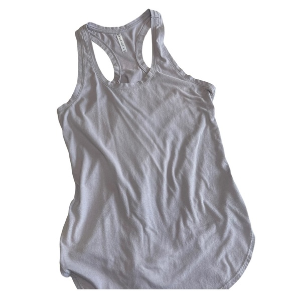 Fabletics High Low Tank Light Purple M - Picture 8 of 8